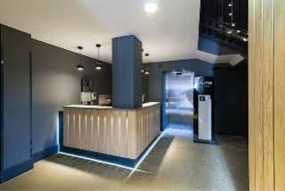 Nuria Hostal Madrid Bagian luar foto