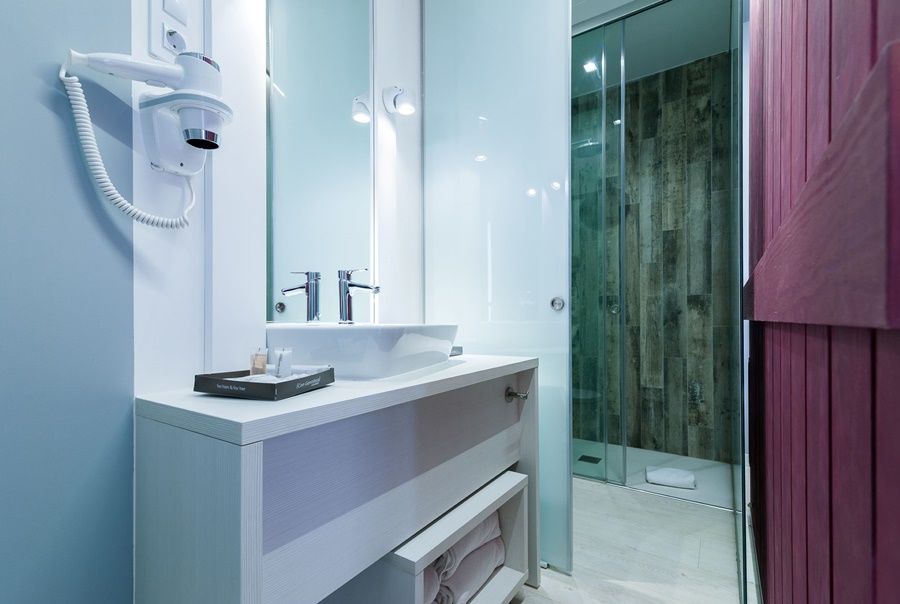 Nuria Hostal Madrid Bagian luar foto